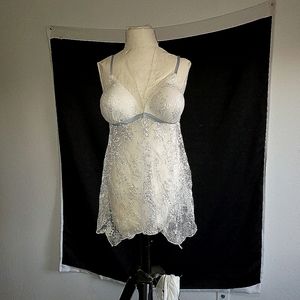 Secret treasures white nightie plus sz 2X
